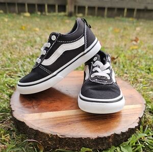 Boys' Vans Infant & Toddler Ward Slip-On Skate Shoes